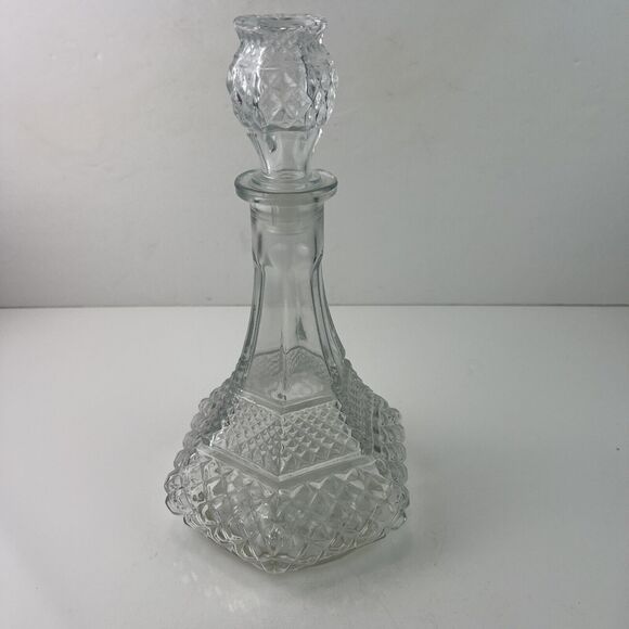 Wexford by Anchor Hocking Glass Ships Decanter 12” Clear Cut Diamond Pattern - Picture 4 of 7